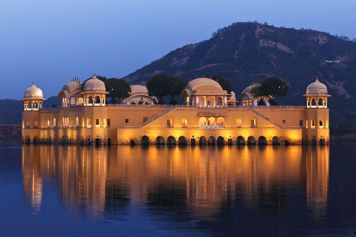Experience Jaipur in a Two Days City Sightseeing Private Trip With Tour Guide
