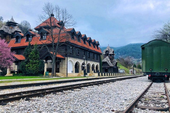 Uvac canyon, Stendnica monastery, wood city, Sargan 8 Railway, 3 Days Tour