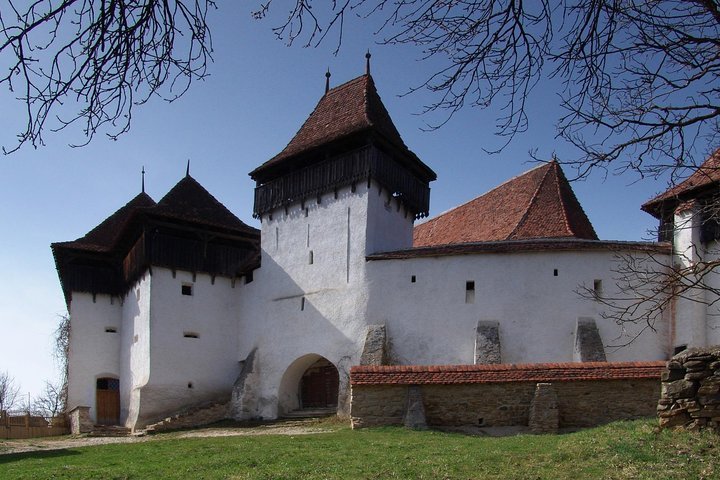 Transylvanian Medieval Castles & Fortified Churches Tour – 4 days