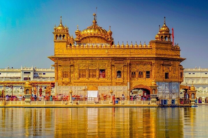 Weekend Trip to Amritsar ex-Bangalore: Golden Temple, Heritage Walk and more!