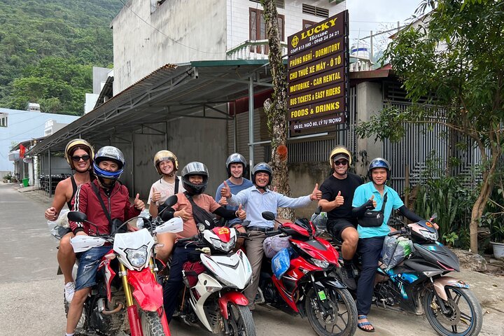 4D3N LOOP TOUR WITH EASY RIDERS ( small group, maximum 10 people)