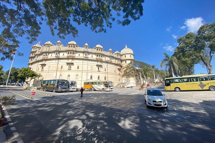 5-Days Udaipur and Jodhpur Tour including Ranakpur & Kumbhalgarh